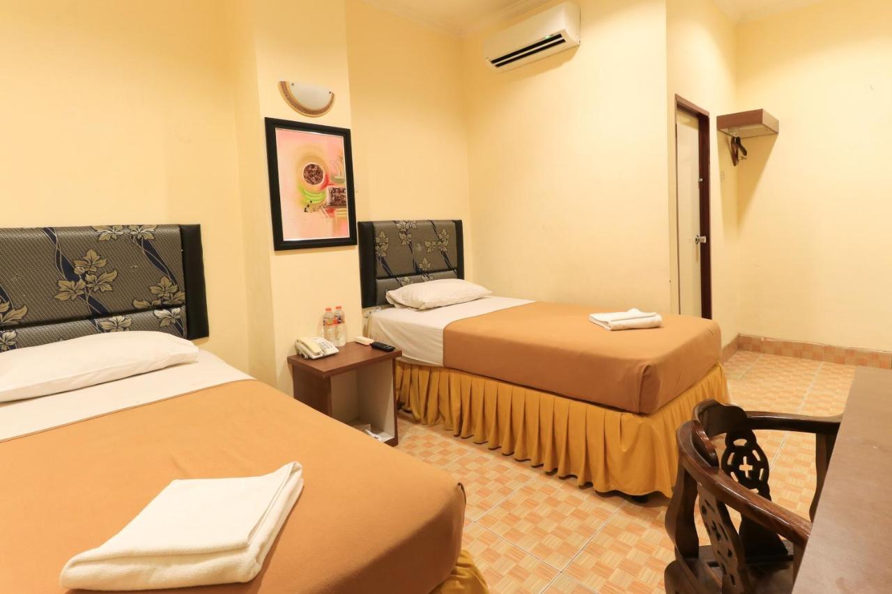 Al-Badar Hotel Syariah Макасар Экстерьер фото