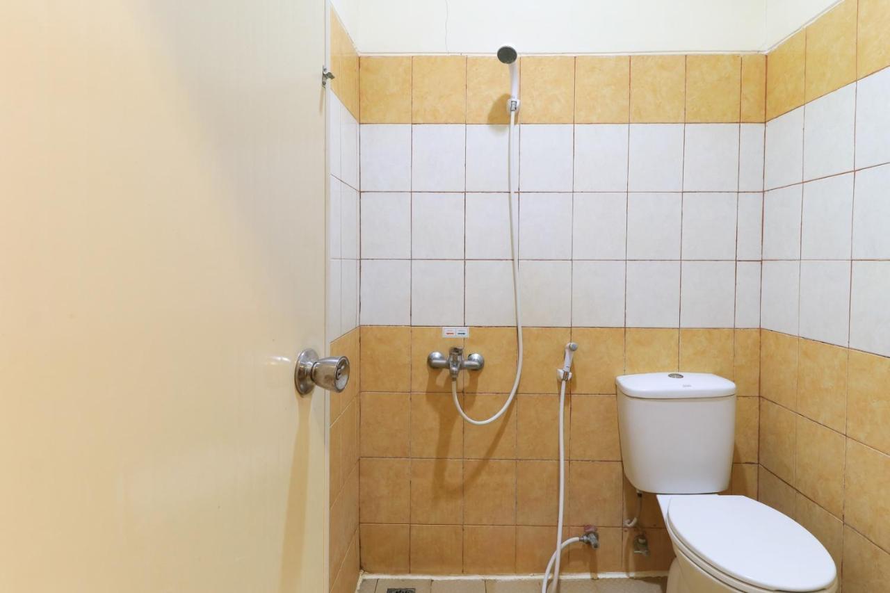 Al-Badar Hotel Syariah Макасар Экстерьер фото