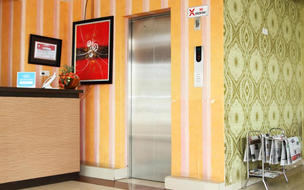 Al-Badar Hotel Syariah Макасар Экстерьер фото