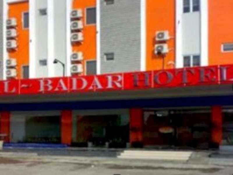 Al-Badar Hotel Syariah Макасар Экстерьер фото